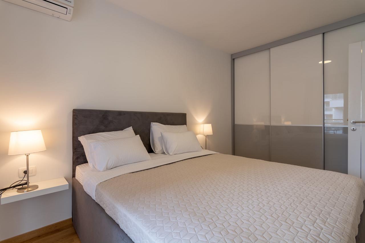 Luxury Seaside Apartments Будва Екстериор снимка